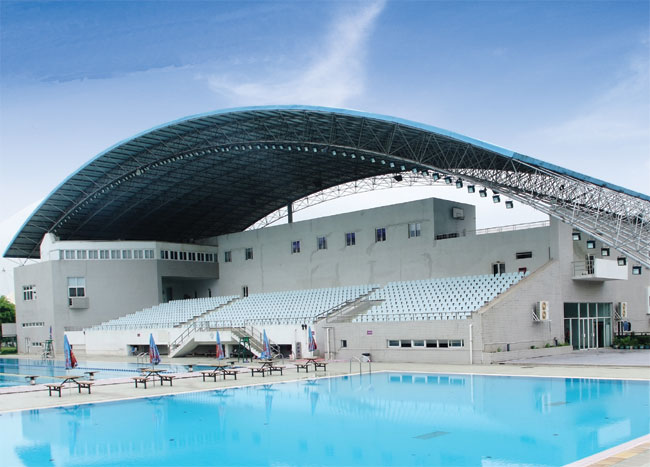 海东游泳馆网架